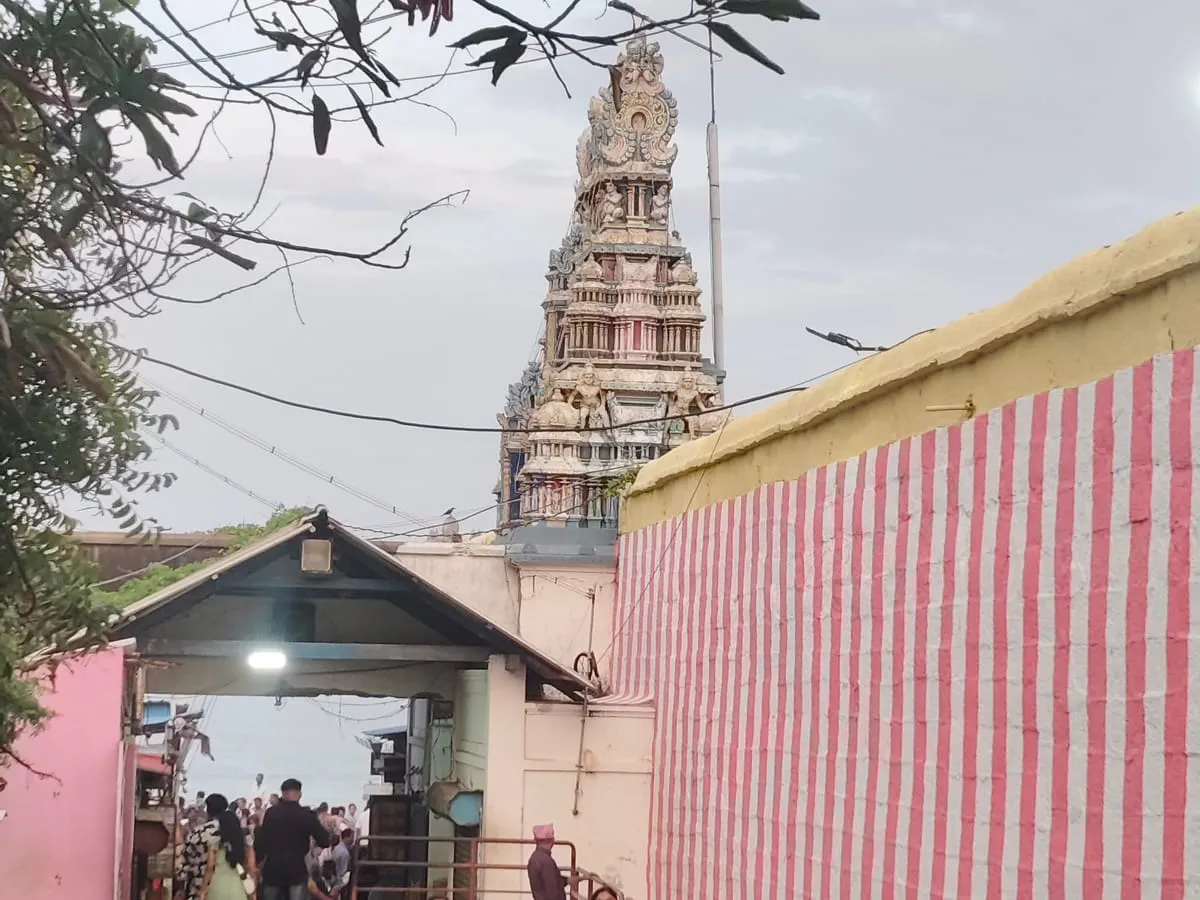 The gopuram of the Kanyakumari Bhagavathy Amman temple
